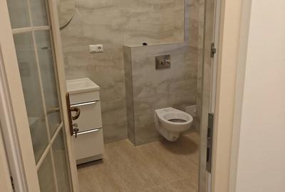 Casă cu 5 camere cu Teren 450 Mp în Central - 1
