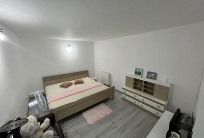 Casă cu 5 camere cu Teren 1128 Mp în Popoveni - 4