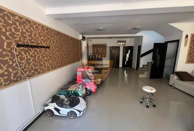 Casă individuală cu 11 camere cu Canalizare în Faleza Nord - 2