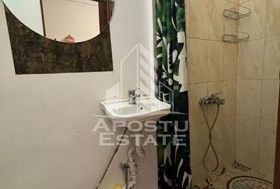 Apartament cu o camera,etajul 1, centrala proprie, zona Centrala - 6