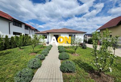 Casă individuală cu 3 camere cu Canalizare în Micești - 1