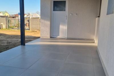 Casă cu 4 camere în Central - 1