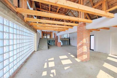 Casă individuală cu 6 camere cu Canalizare în Central - 20