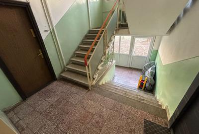 Garsonieră decomandată, mobilată în Titan - 7