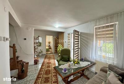 Casă cu 9 camere cu Teren 336 Mp în Central - 3