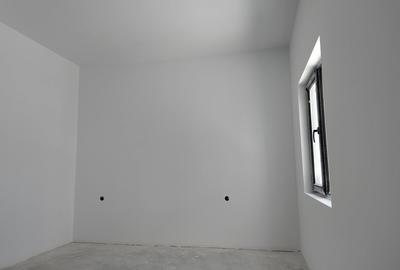 Casă individuală cu 3 camere cu Teren 220 Mp în Central - 9