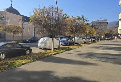 Inchiriez spatiu comercial in Deva, zona A. Iancu (Catedrala), etaj 1, - 1