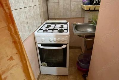 Inchiriez garsoniera, zona Victoria, Govandaru - 7