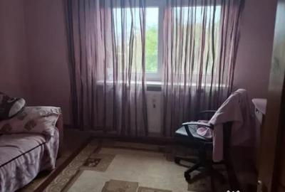 Apartament cu 3 camere decomandat în Obcini - 3