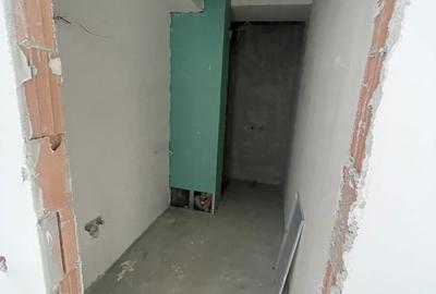 Apartament cu 2 camere decomandat în Palazu Mare - 5