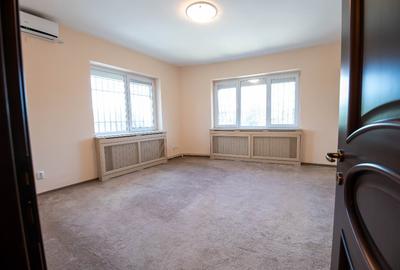 VILA P+2 CU PISCINA, 22 CAMERE SI CONSUM ZERO, BANEASA - ROMATSA - 6