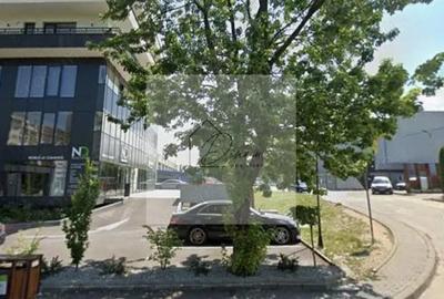 Spațiu comercial, de 58 mp, în 13 Decembrie - 5