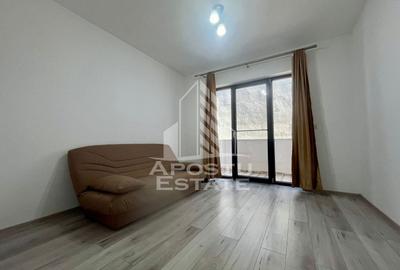 Apartament cu 3 camere semidecomandat, mobilat în UTA - 5