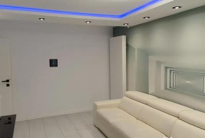 Apartament cu 4 camere decomandat în Central - 18