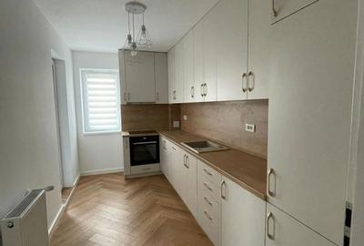 Apartament cu 2 camere decomandat în Cihei - 3