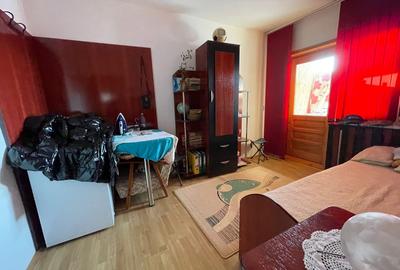 Apartament cu 4 camere decomandat în Păcurari - 12
