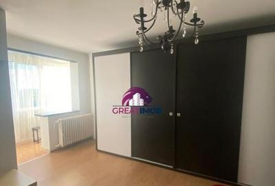 Inchiriez garsoniera in Piata muncii ( 8) Dana - 1