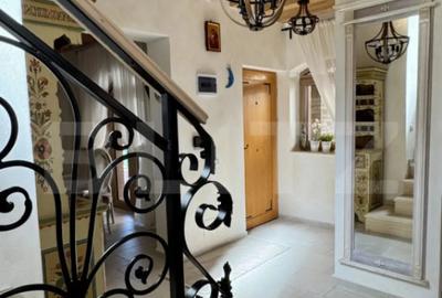 Casă cu 3 camere cu Teren 250 Mp în Tractorul - 16