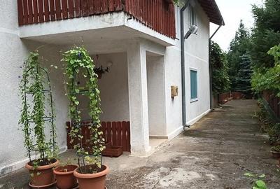 Casă cu 4 camere cu Teren 1690 Mp în Lipia - 1