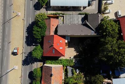 Spațiu comercial, de 320 mp, în Central - 4