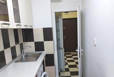 Garsonieră decomandată, mobilată în Nerva Traian - 4