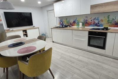 Vand apartament 3 camere-zona Policlinica 2 - 6