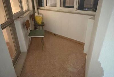 Apartament cu 3 camere semidecomandat în Grivița - 11