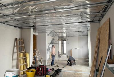 Casă individuală cu 4 camere cu Canalizare în Stupini - 56