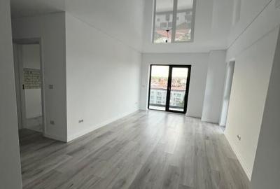 Apartament cu 7 camere decomandat în Nicolina - 18