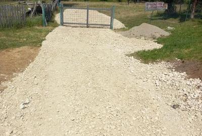 Teren de 4200 mp, în Central - 1