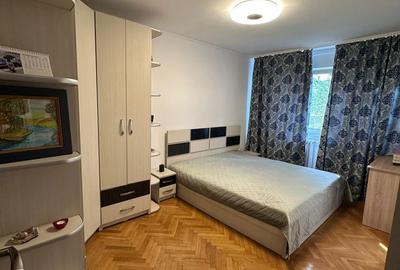 Apartament cu 3 camere semidecomandat în Militari - 2