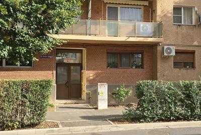 Vand apartament ultracentral in Arad, pe malul Mure?ului - 1