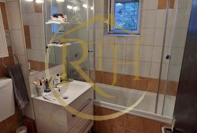 Apartament cu 3 camere decomandat în Girocului - 8