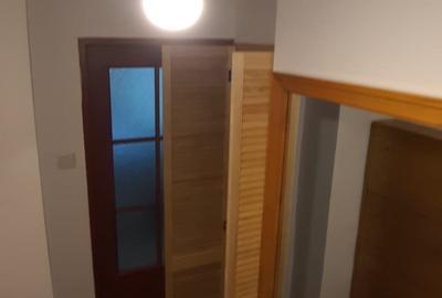 Garsoniera, decomandata, 6 minute metrou Gorjului, strada Mohorului - 18