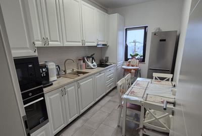 Apartament cu 2 camere cu loc de parcare si pod str. Rodnei - 15