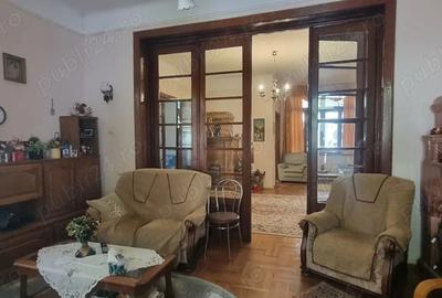 Casă cu 5 camere cu Teren 650 Mp în Central - 3