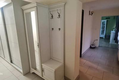 Casa in Gros cu poten?ial afacere (Camping,Pensiune, etc) - 2
