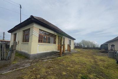 De vanzare Teren 4556MP + Casa la Strada Principala Medie... - 1
