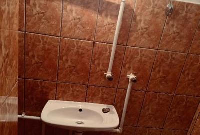 Casă de vânzare, teren 306 m², zonă liniștită - 5