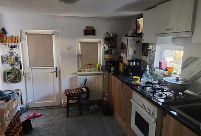 Casa 3 camere bucatarie,baie toate utilita?ile la 8 km de Selgros Craiova - 6