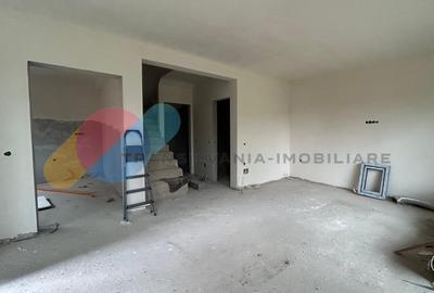 Duplex, 150 mp utili, 700 mp teren,  ideala pentru familie sau birou - 1