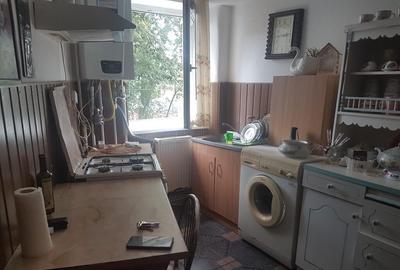 Apartament trei camere, etaj 1, CT, termopan, liber, Casa de Cultura - 16