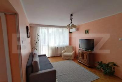 Apartament cu 3 camere semidecomandat, mobilat în Central - 1