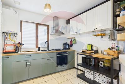 Casa / Vila cu 4 camere Darza, Crevedia - 4