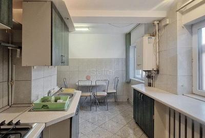 Apartament cu 3 camere decomandat, mobilat în Central - 8