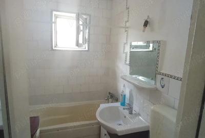 Apartament cu 3 camere semidecomandat în Bularga - 12