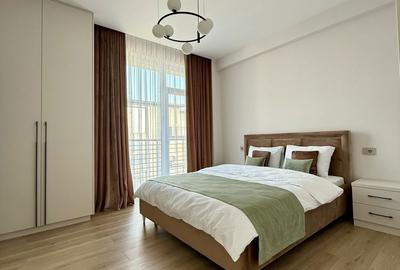 Apartament cu 4 camere în Central - 1