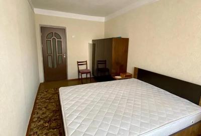 Garsonieră decomandată în Olimpia-Stadion