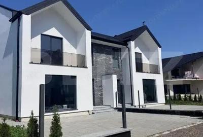 Casă cu 4 camere cu Canalizare în Rădăuți - 6