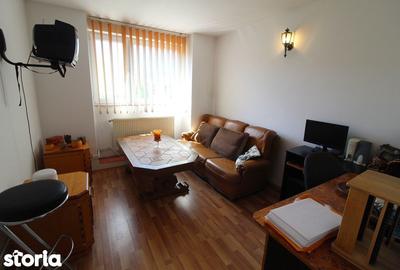 Casă cu 6 camere decomandat cu Teren 335 Mp în Central - 2